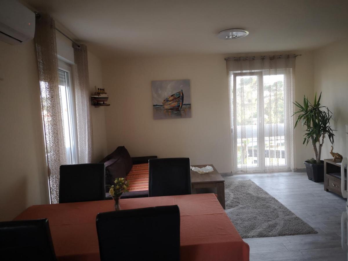 Apartman Petrovic City Center Trogir Luaran gambar