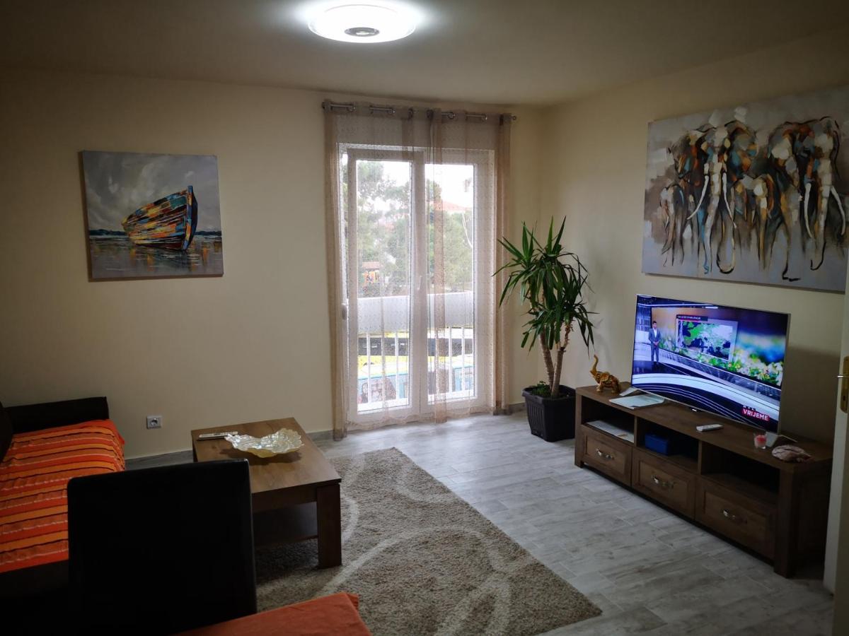 Apartman Petrovic City Center Trogir Luaran gambar