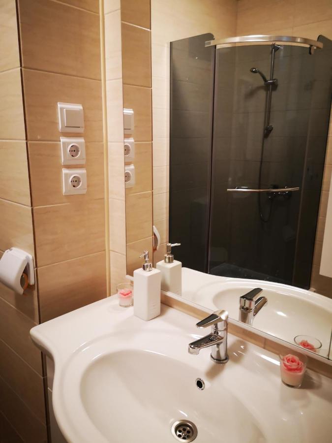 Apartman Petrovic City Center Trogir Luaran gambar