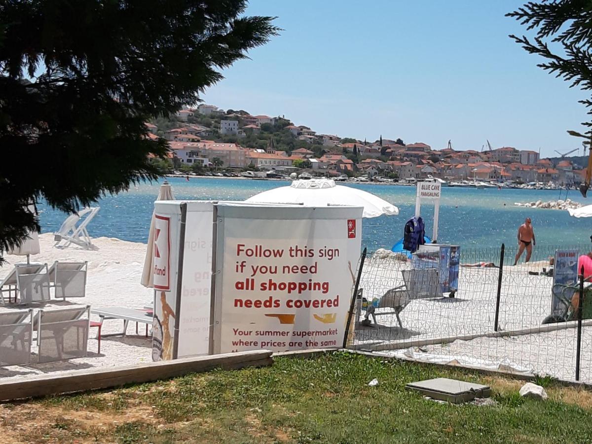 Apartman Petrovic City Center Trogir Luaran gambar